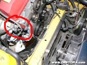 The oil feed installed between the head and vtec solenoid on the comptech s2000