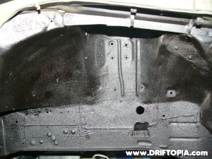 image of the rubberized wheel well on the s13 240sx