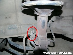 Image highlighting the brakeline on a 240sx.
